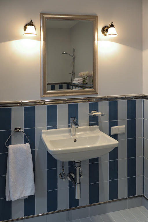Ursula Royal Apartments 드루스키닝카이 객실 사진