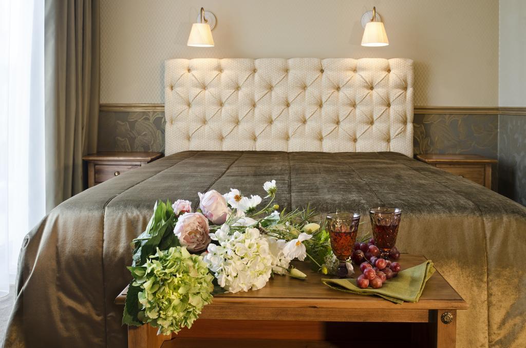 Ursula Royal Apartments 드루스키닝카이 외부 사진