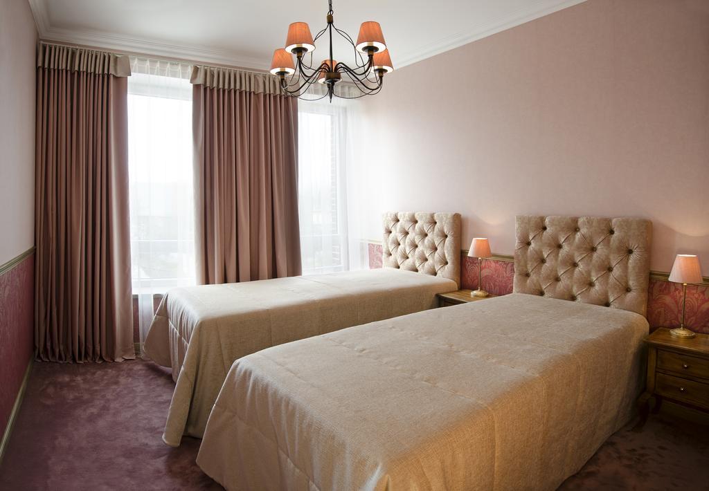 Ursula Royal Apartments 드루스키닝카이 객실 사진
