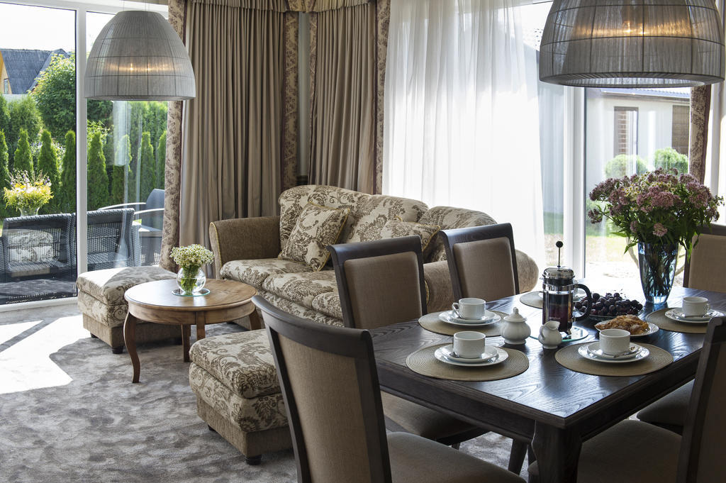 Ursula Royal Apartments 드루스키닝카이 객실 사진